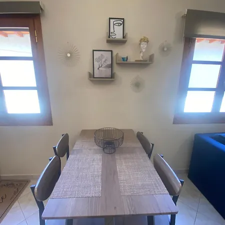 Apartamento Zoya 's Agriá