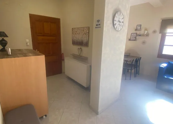 Zoya 's 아파트 아기라