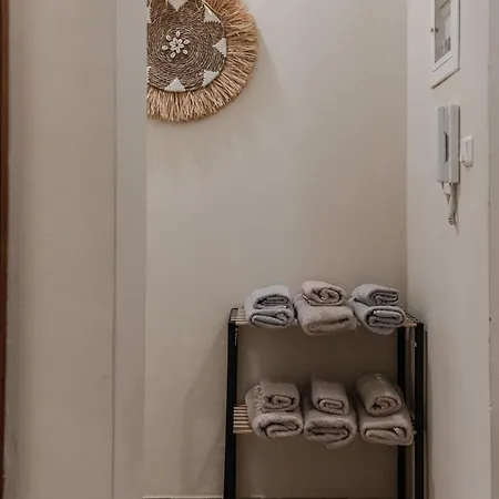 Zoya's Appartement Agriá